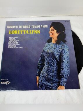 Loretta Lynn -Woman Of The World / To Make A Man-1969 Decca # DL 75113 LP Album